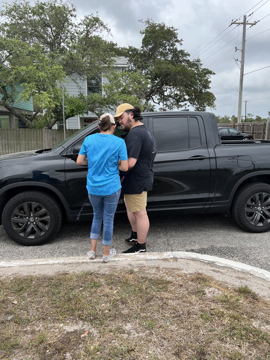 kirsten_peavey's tweet image. Prime Rockport helped the Holiday Beach neighborhood get hooked up with super fast fiber!! 🌐💨🏝#ATTfiber #fastfriendlyservice #STXfiberflex #WinAsOne #PrimeTime @FEL_liannalove @SoilaLomelin @AkbarPRIME1 @STXSpeedsetters