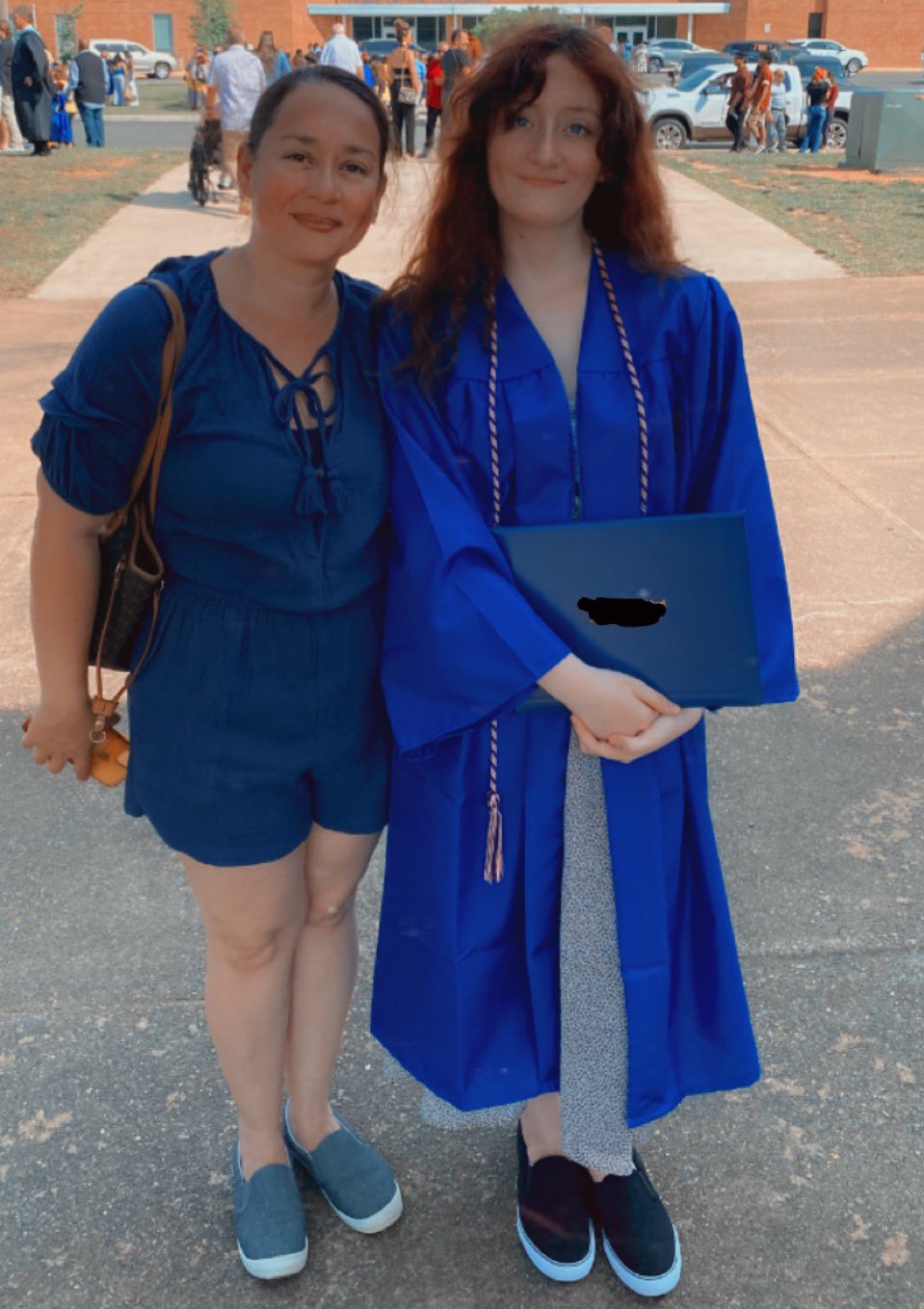 avuh-on-twitter-your-girl-is-a-high-school-graduate-https-t-co