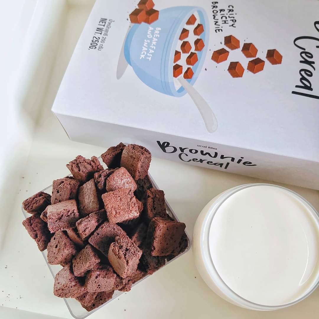 TieowA's tweet photo. อันนี้อร่อยมากก แสงออกปากสุด น้องคือ Browinie Cereal บราวนี่ซีเรียลช็อคโกแลตแท้เข้มข้น ได้กินแล้วคือลืมบราวนี่ปกติไปเลย ใครชอบช็อคโกแลตแท้ๆ ห้ามพลาดบอกเลย
💸 : 189 บ. ( 250 g)
📌 Shopee : https://t.co/k5StXcrA0r
#บราวนี่ #บราวนี่ซีเรียล #Brownie #มิสดรีม #Msdream #ของดีบอกต่อ https://t.co/KG1ErnV2xX