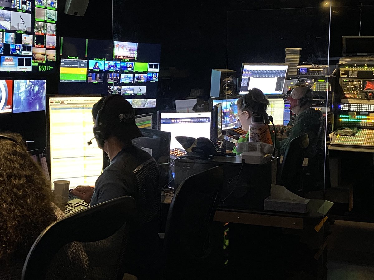 kstrain2's tweet photo. @JefGurney this newsroom lives on Gurney vision!!Assistant News Director driving the #Firstalert weather coverage all morning long. https://t.co/zVO7wwEHXJ