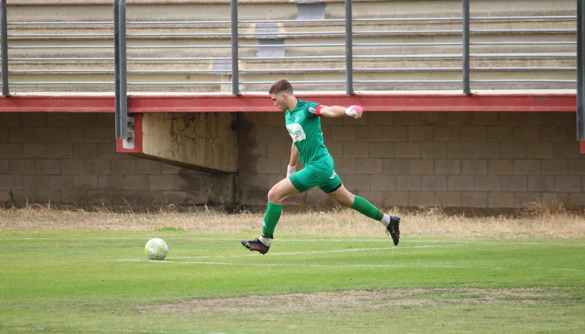 CultuAcademia's tweet photo. #CyDLNJ Jornada 33
Descanso en el Área en el derbi local de la Nacional Juvenil, partido de mucha intensidad aunque pocas ocasiones, se mantiene el empate inicial
Juvenil B 0 - @cdfpenaleon 0 https://t.co/a2Zr7oitf0