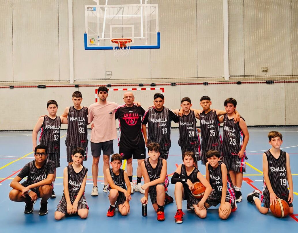 ARMILLACB's tweet photo. #InfantilPMD cae en semis de PO ante un enorme @CDSmilo_Granada al que felicitamos desde aquí 🙏🏾
🖤Muy orgullosos de vosotros, siempre. https://t.co/kksdjT8NCs