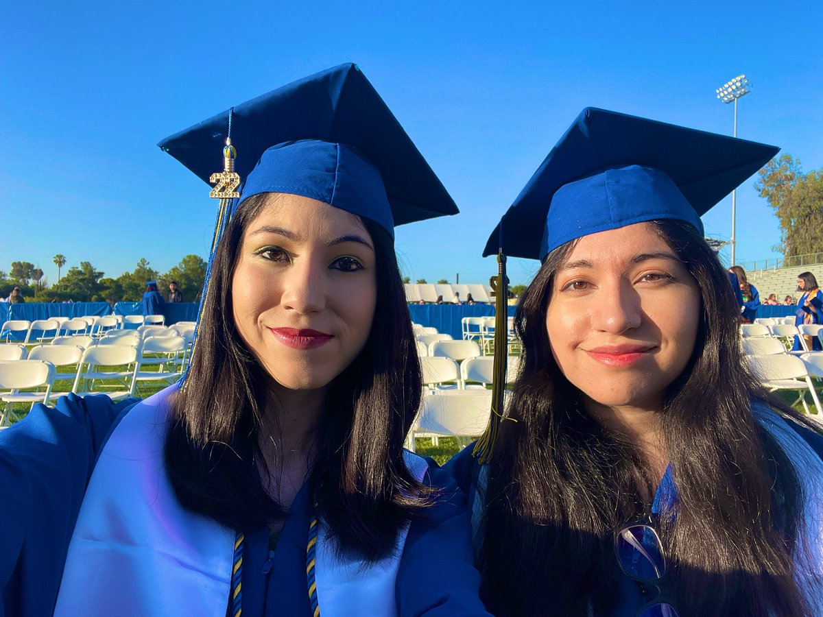 bee_n_me22's tweet image. Sisters - we started this journey together, we’re ending it together. 💛💙 BA in Liberal Arts. #csub2022 #arcesisters #firstgengrads