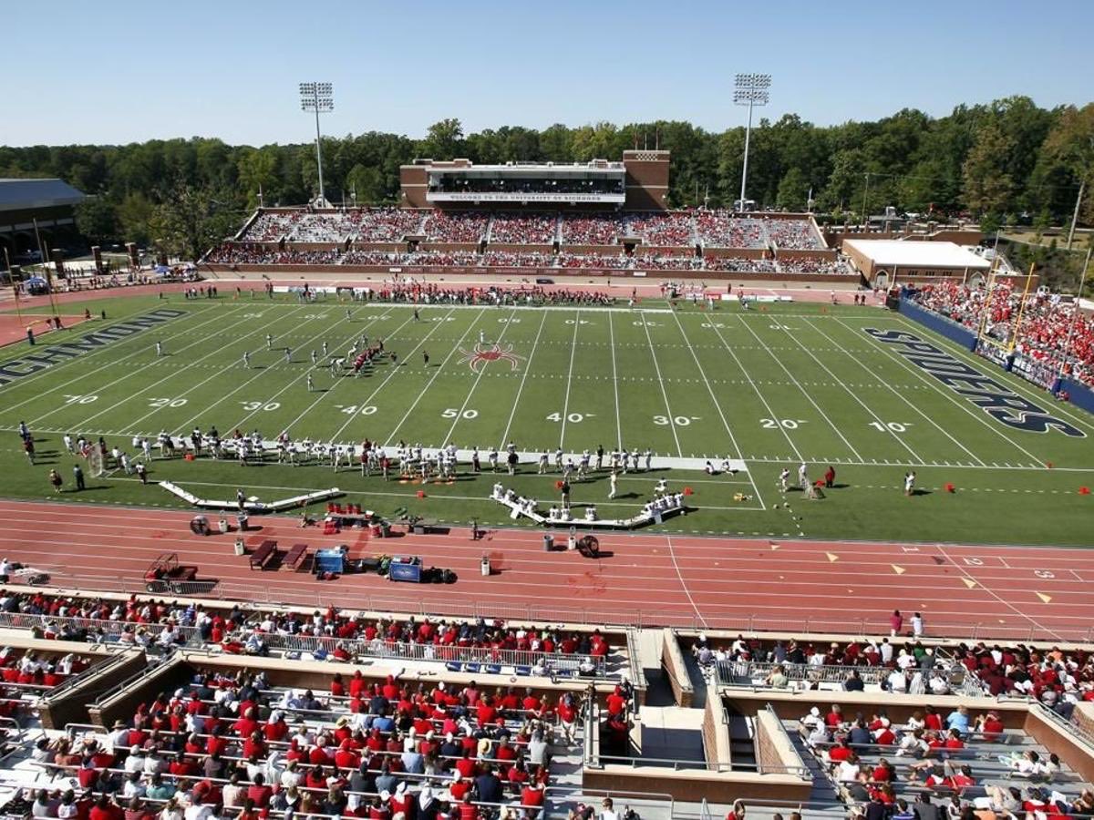 owen_johnson_8's tweet photo. After a great talk with @CoachWoodLB I am truly honored to announce my 5th D1 offer from the University of Richmond!!
@FHSFBBGGC 
@TWheels24 
@RoederJason 
@Spiders_FB https://t.co/uD2ByjHEQj
