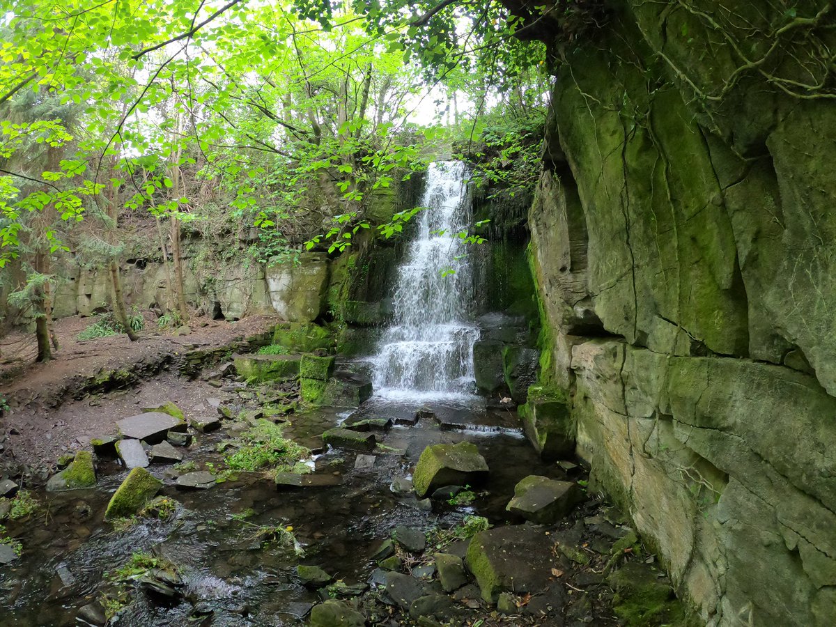 MdtOutdoor's tweet photo. Leyburn to Harmby Waterfalls Walk #Wensleydale #waterfalls #walk https://t.co/oe8CgQxgXC via @YouTube #harmbywaterfalls #wensleydale #waterfalls #YouTube #clicklinkinbio #NewVideo https://t.co/p9nfErCIQ1