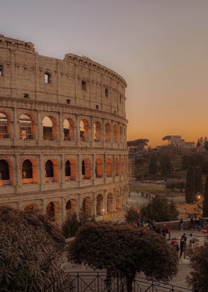 W0rld2026's tweet photo. Sunset in Rome, Italy https://t.co/k5sBuux0tg