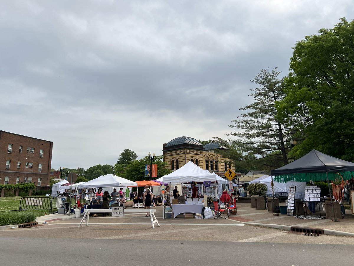 funkarteville's tweet photo. 🎨 Booths are setting up in Haynie’s Corner for the Spring Funk in the City Art Festival!

Come down to the Corner today starting at 10:00 am!

@TheAcropolis 
@moshouse812 
@bokehlounge 

🎨🎨🎨🎨🎨🎨 https://t.co/2zg3IkPhnq