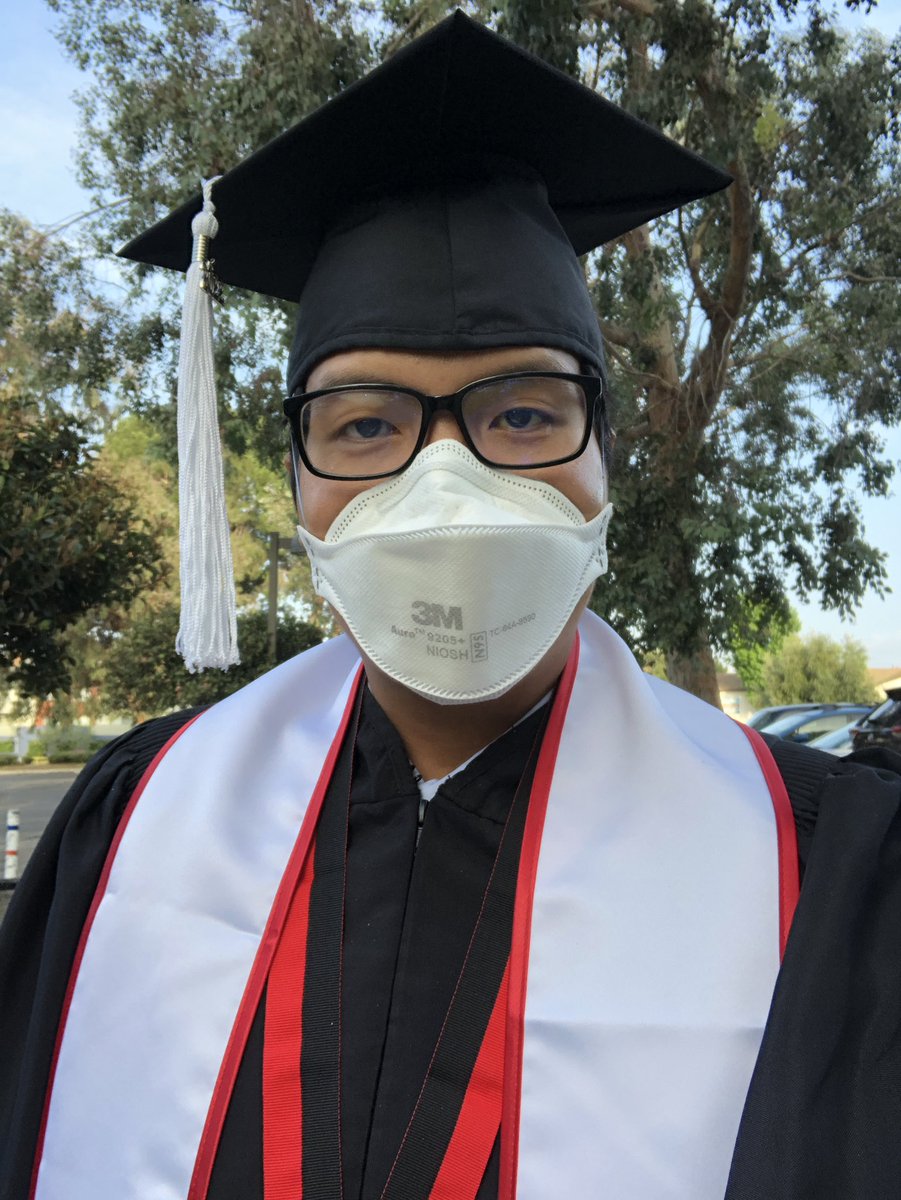 _KennyUong_'s tweet image. Omg!! 🤓 #CSUNgrad