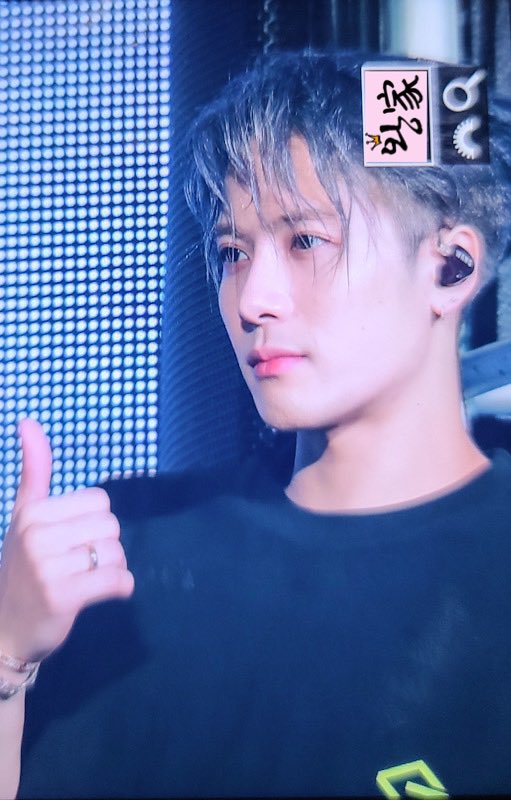 Wangga0328's tweet photo. 220521 FANCON 👍🏻👍🏻👍🏻😌
@JacksonWang852 
#JacksonWang  #잭슨 #王嘉尔 #GOT7   #갓세븐 https://t.co/qnFAdfhGmk