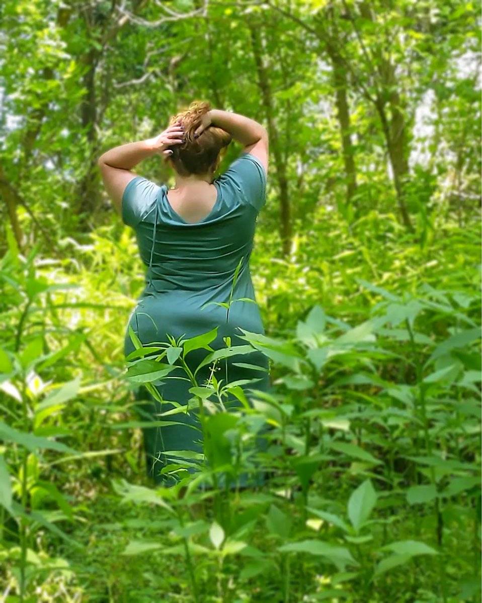BelliDomme's tweet photo. Looking for a tree to tie my Puppy to. 

#biggerisbetter #bigbooty #bighipslittlewaist #tieyouup #bdsmtiedup #redhead #bigbootywhitegirl #bbwbooty #bbwlovers #bbwdominatrix https://t.co/CNkKs9ZcAD