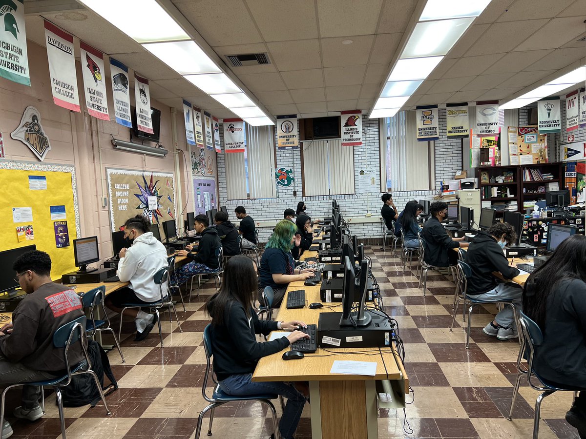 CarlSchurzHS's tweet photo. Our #PSLT squad has the doors open for our #Classof2022 @ChiCityColleges placement tests today. Thank you to our post sec coach, Ms. V. & our #earlycollege counselor, Mr. Umana, for making it happen! @network14cps @drheidymoran @SchurzPride https://t.co/QMrLD0ASHs