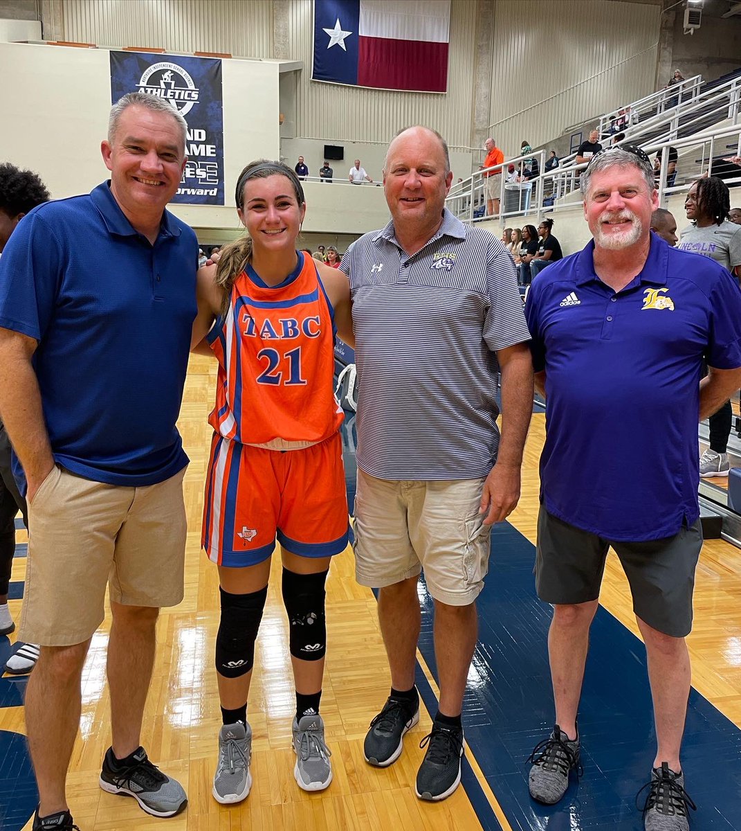 clarapool33's tweet photo. Blessed to be apart of the TABC all star game this season. Thank you @Tabchoops for the opportunity!!💜 https://t.co/W4JsYgAO5G