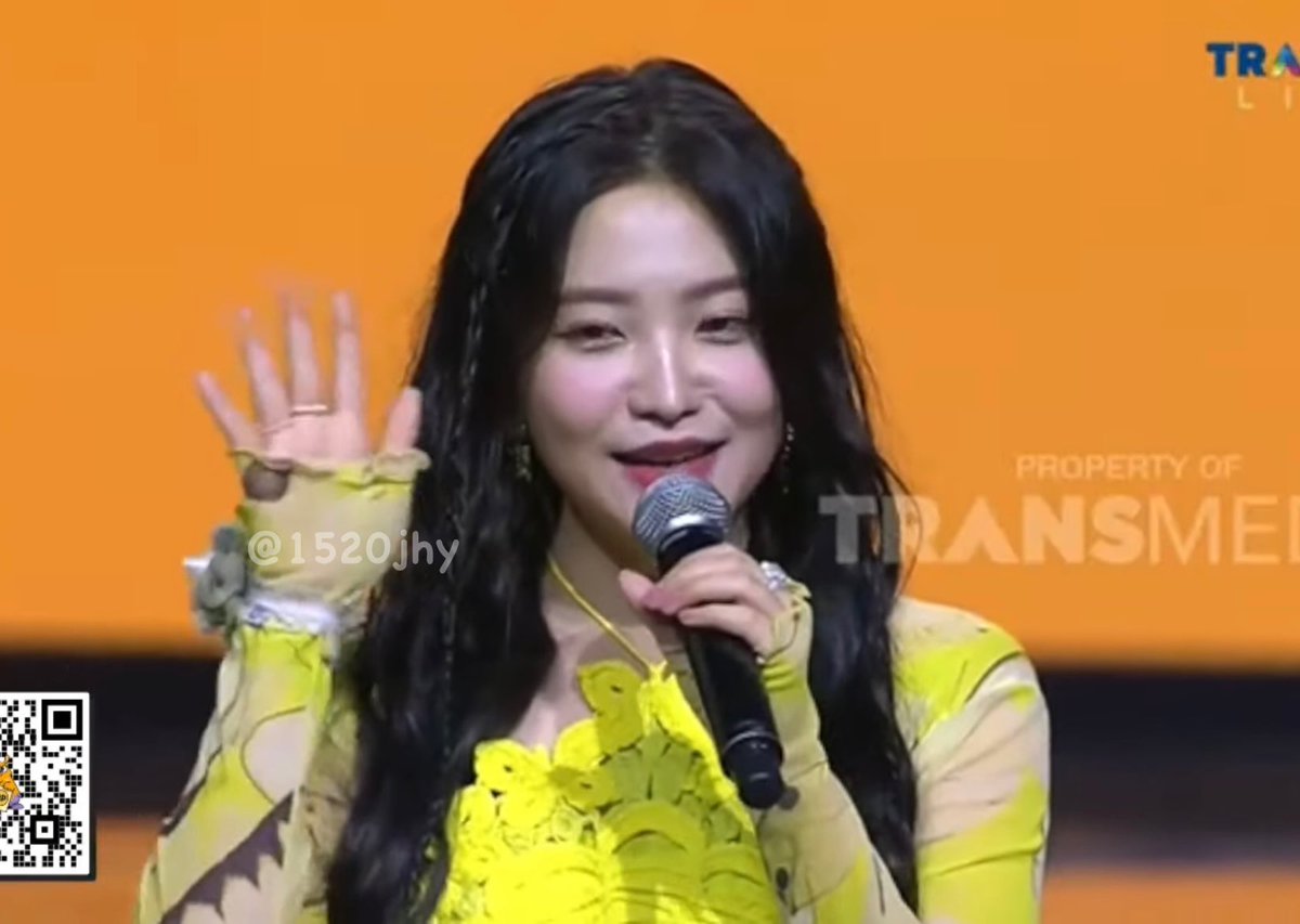 1520jhy's tweet photo. CANTIK BGT 😭💗 #Irene #Joy #Yeri #seulgi #INAfeelmyRedVelvet #AllobankFest2022_RedVelvet #AlloRV_WelcomeToINA https://t.co/usEZsdXvvr
