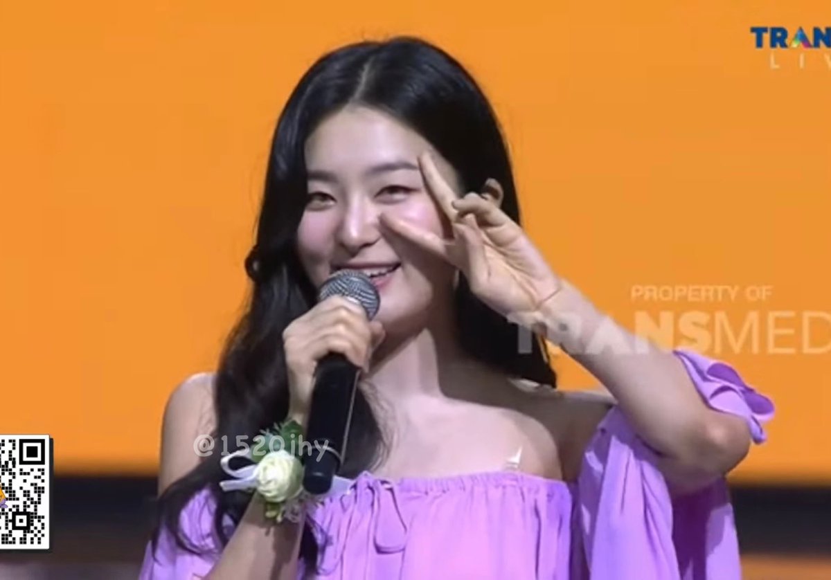 1520jhy's tweet photo. CANTIK BGT 😭💗 #Irene #Joy #Yeri #seulgi #INAfeelmyRedVelvet #AllobankFest2022_RedVelvet #AlloRV_WelcomeToINA https://t.co/usEZsdXvvr