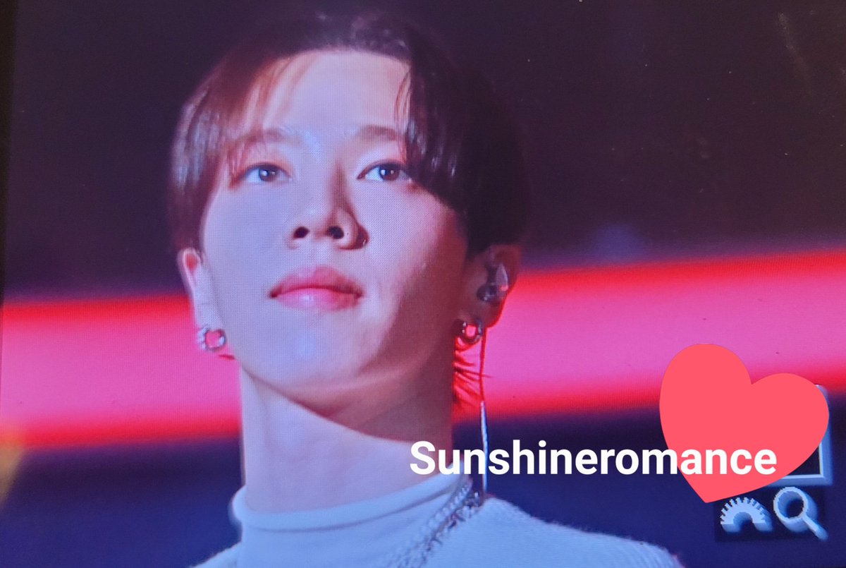 sunshineGK's tweet photo. 220521 intro 이기광 https://t.co/5h75I8VCmY