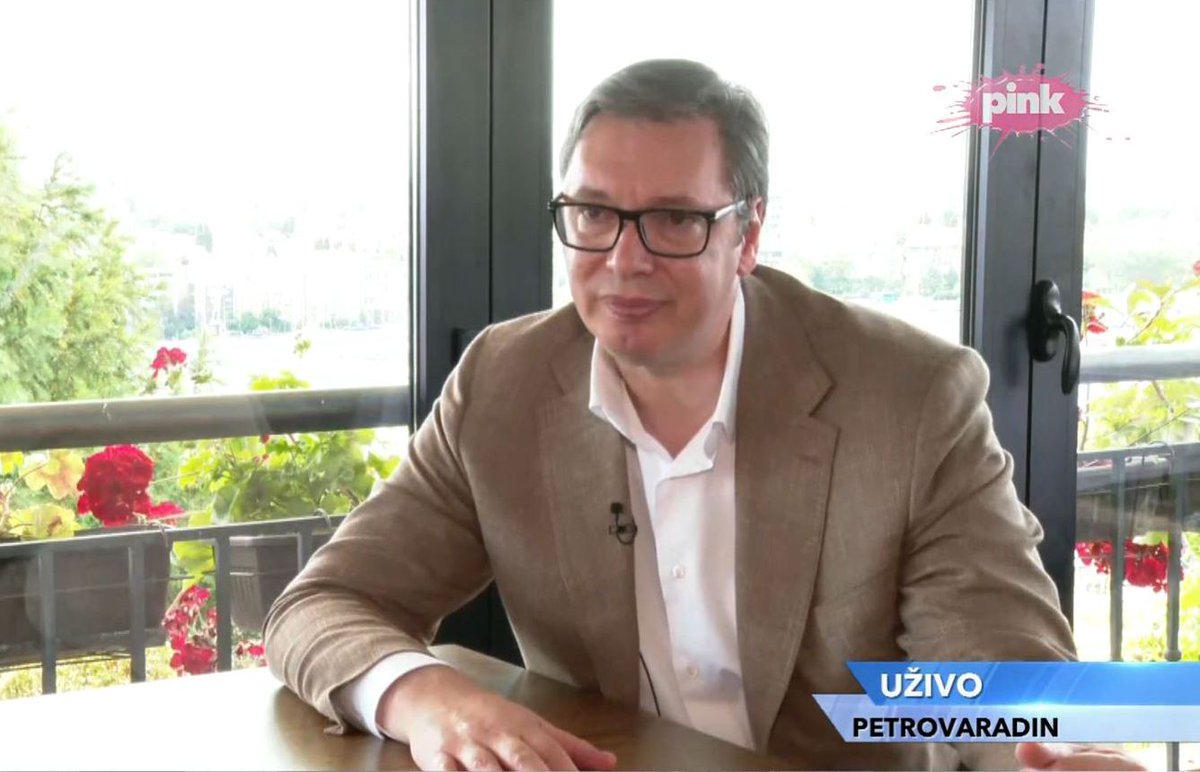 sns_srbija's tweet photo. Председник Републике Србије Александар #Vucic @avucic поручио је грађанима, у интервјуу за ТВ Пинк, да је уверен да ћемо заједнички успети да победимо све недаће и изазове и осигурамо национални понос земље и економски просперитет и да морамо да убрзамо. https://t.co/VWpIBI5i2H https://t.co/txB3bdCB9r