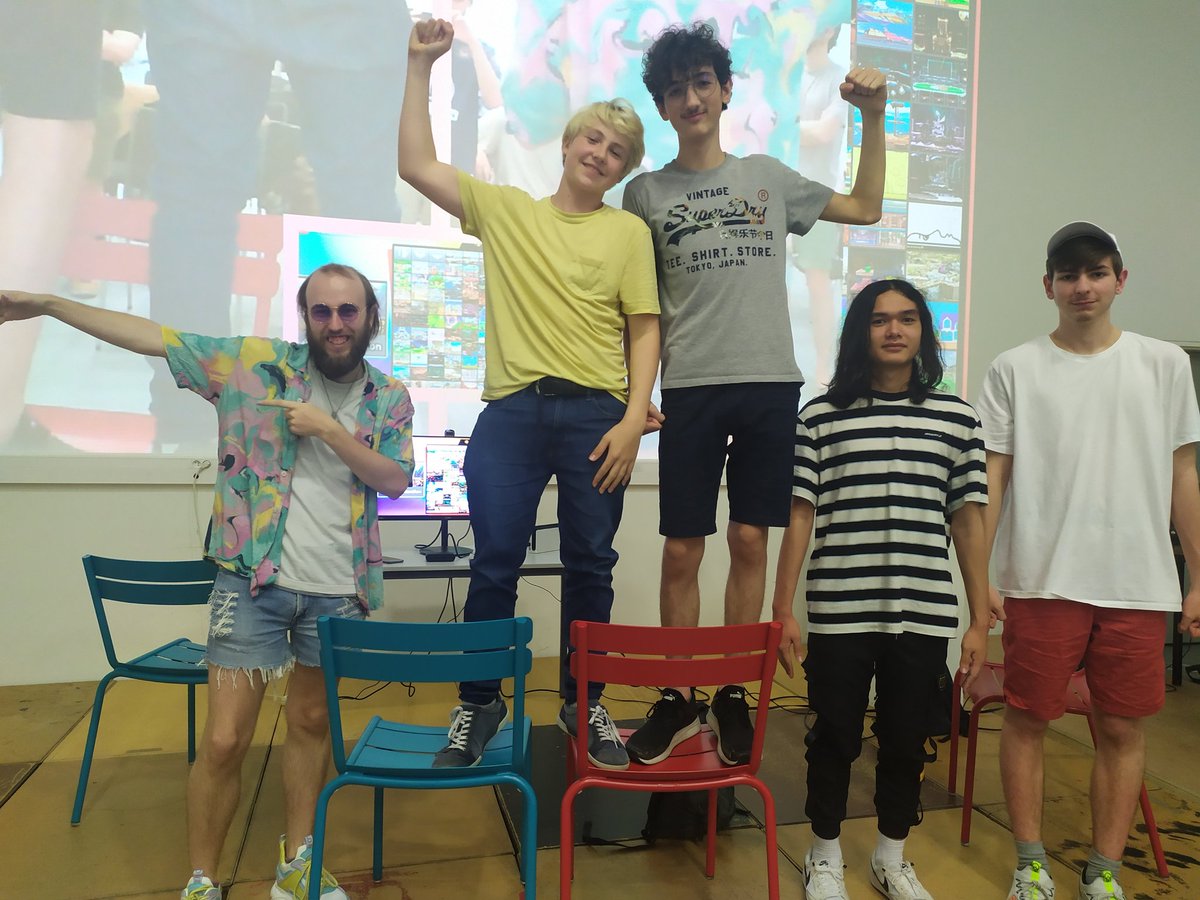 seum_smash's tweet photo. Bravo à toutes et tous pour ce tournoi Doubles d'anthologie !
Voici le podium :
🥇 @Kiddo_SSBU @Ganymede_SSB
🥈 @_Oxyzz @SsbShawn
🥉 @HaluaNo6 (@JuniSSBU ) https://t.co/fWIyywq0dR