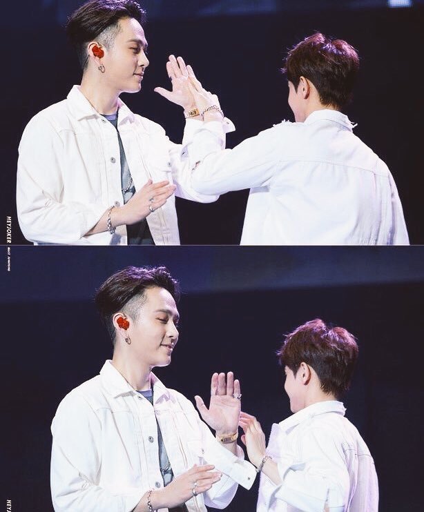Maybe95_97's tweet photo. คิดถึงจุนซอบมาก ฮือออ คิดถึงสายตาเอ็นดูของพี่เวลามองน้อง คิดถึงส่วนต่างระหว่างความสูงที่ชวนเขิน 😳😭 #junseob # https://t.co/Qd6iWSFK4f