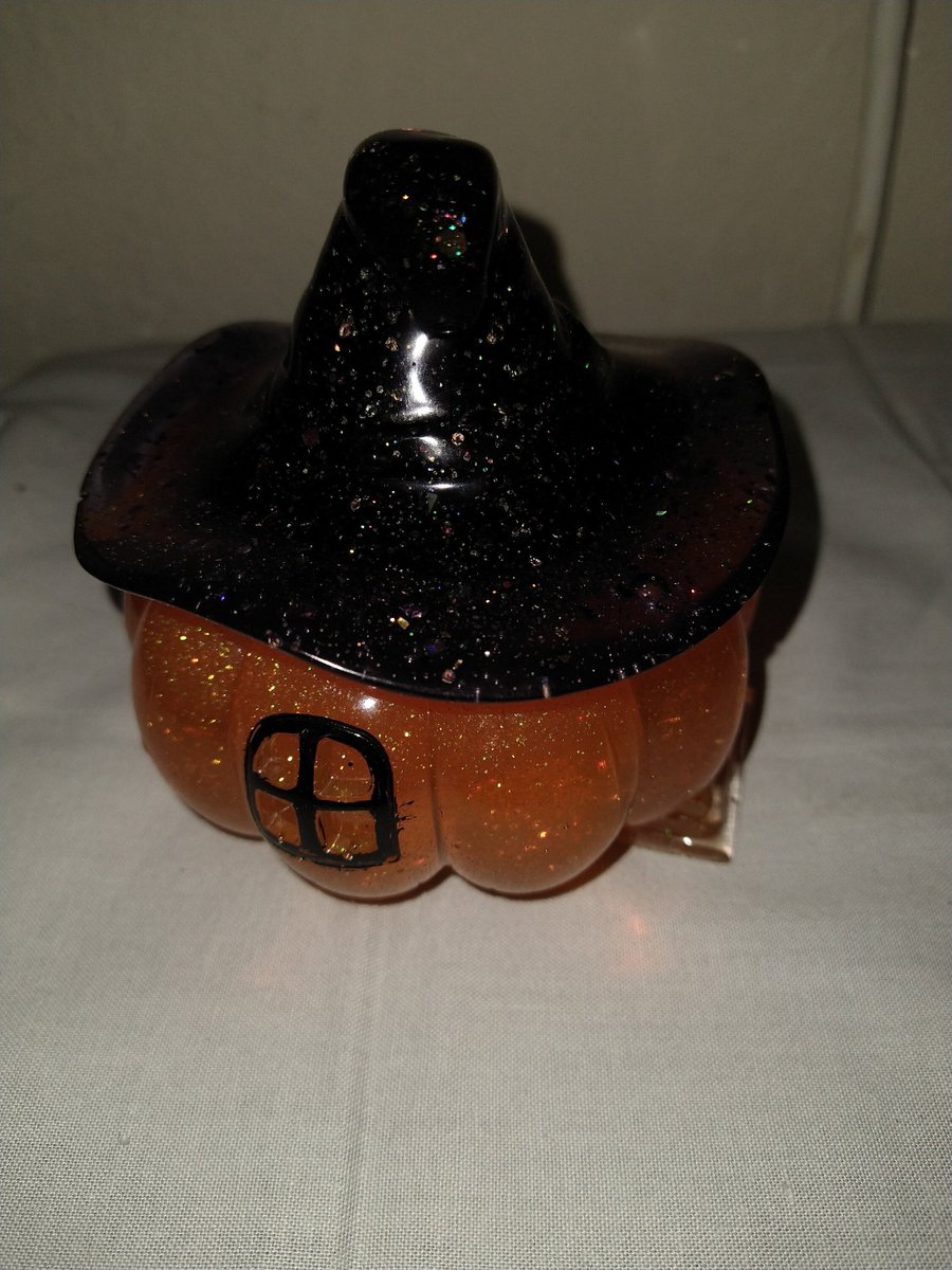 dickmann1973's tweet photo. Check out all my new items in the store.  This is a Pumpkin jar great for Halloween Decor. https://t.co/7nK6TilMNq