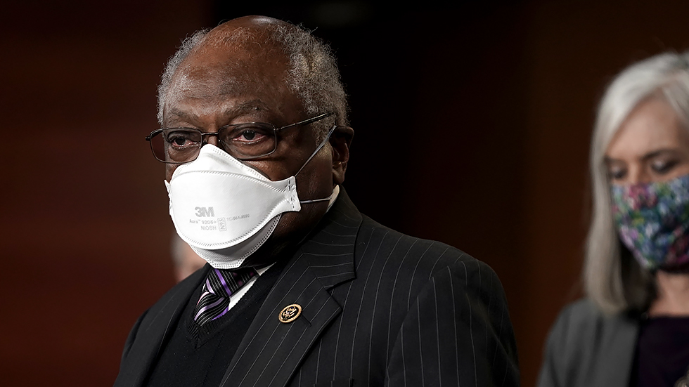 Clyburn says 'the country is in danger of imploding' hill.cm/E6bJeUs