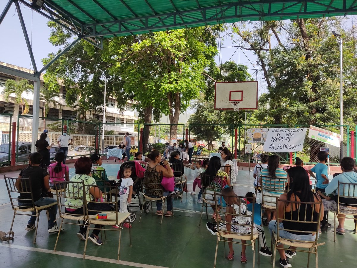 Desnutrición Cero. Un compromiso #PorMaracay 

Estamos en La Pedrera y otras 5 comunidades de Maracay, evaluando +600 niños, en busca de aquellos desnutridos para brindarles tratamiento y que salgan de esa situación de precariedad