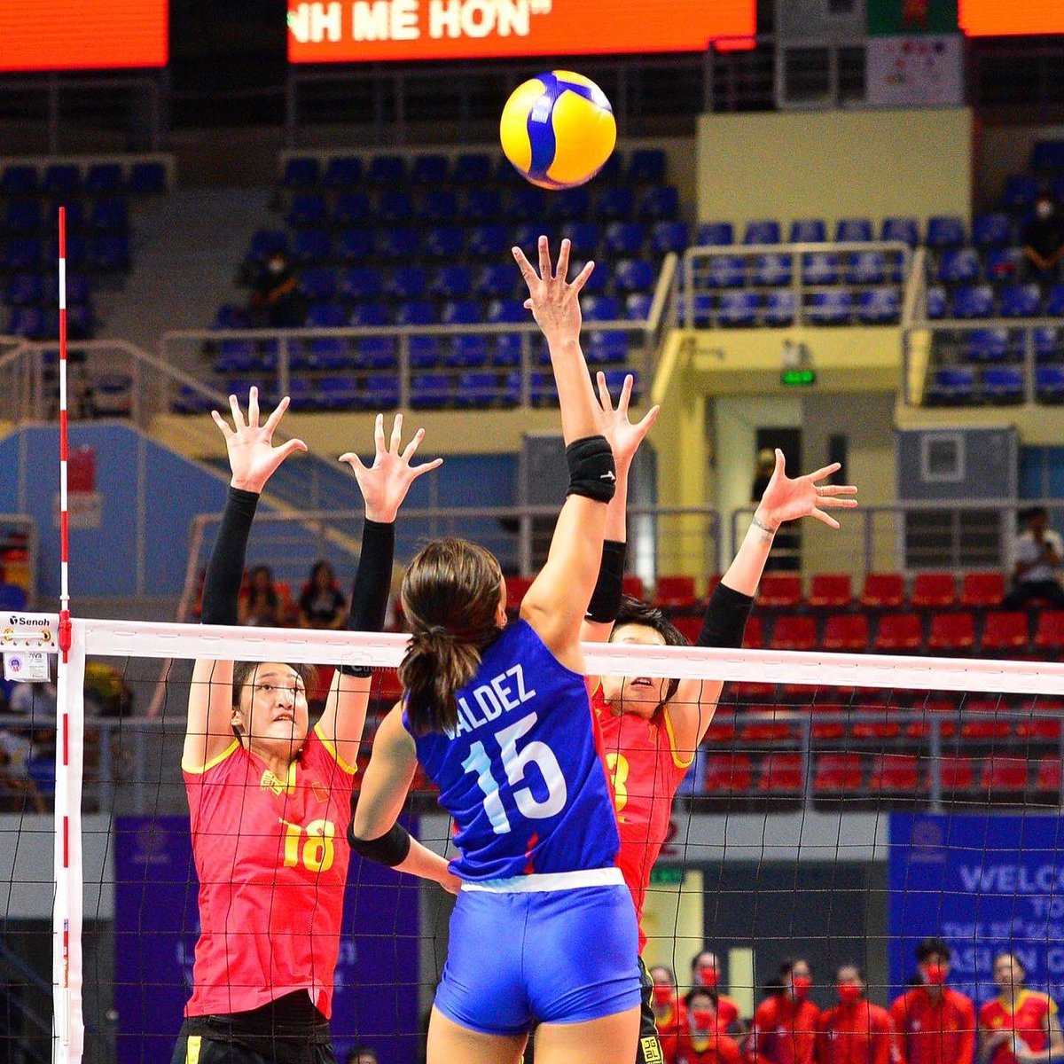 AlyssaValdez2's tweet photo. life lately 🇵🇭🤍 https://t.co/kIo8ZTpaE9