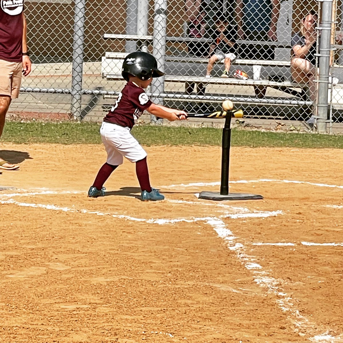 SuperCordle's tweet photo. #3 on the field, #1 in your hearts… #HSC #LeadOffMan @TownofClayton @ClaytonParks https://t.co/ekJzR3i3mM