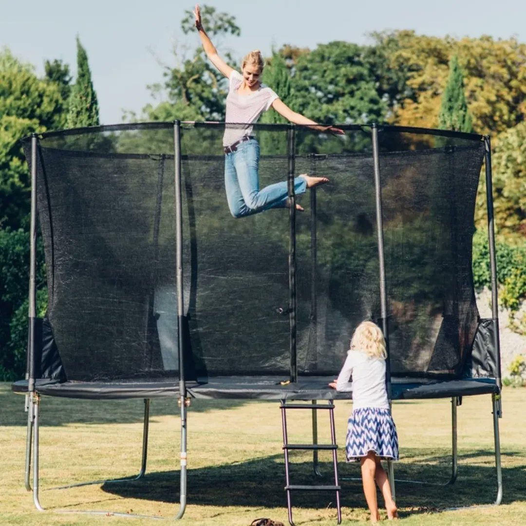 AllRoundFun's tweet image. Trampolining is not only great fun it is a great way to encourage outdoor play and exercise. 
buff.ly/39EaL8A
