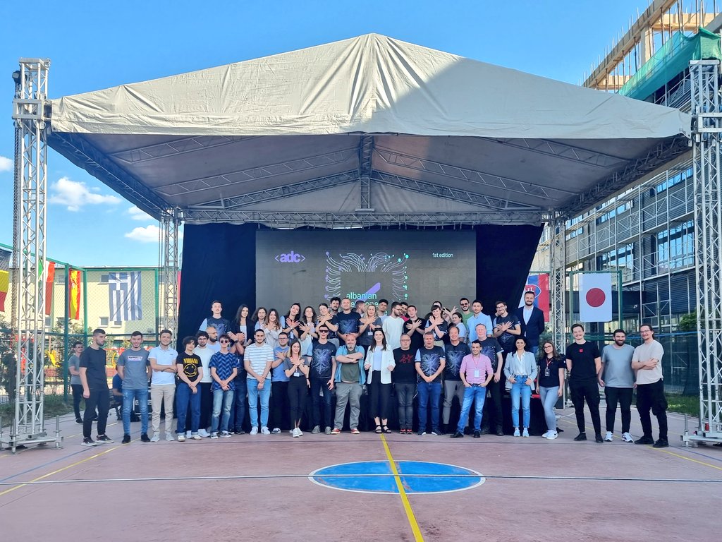 ICKosovo's tweet photo. Prishtinë, Shkup, Tiranë, Ulqin... Ky ishte edicioni i parë i Albanian Developers Conference që sapo u përmbyll ❤️ #adc22 https://t.co/SocMWeT38n