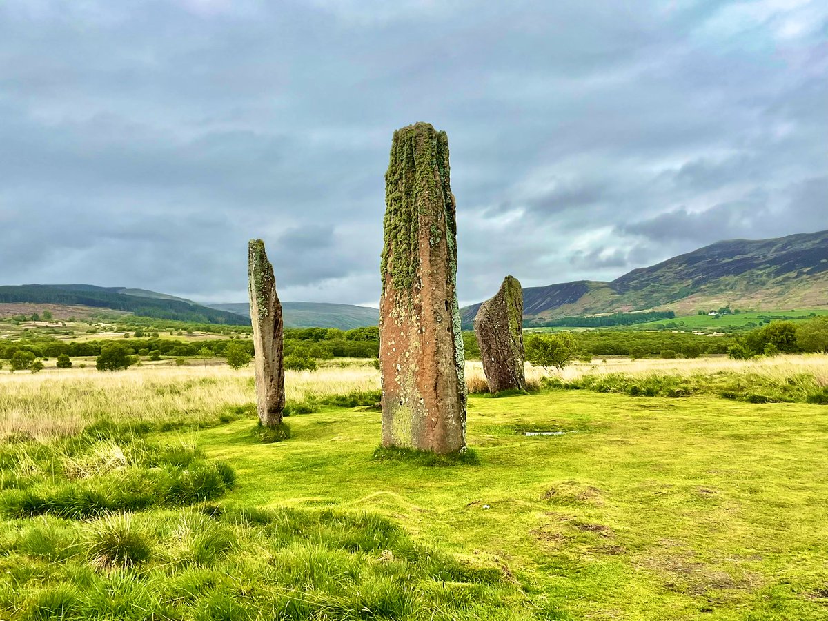TheMackWalks's tweet photo. Today, Isle of Arran💙 #walking #hiking #machriemoorstandingstones #standingstones #arrancoastalpath #drumadoonpoint #thedoon #dunfionn #isleofarran https://t.co/1SHOKtr7kB