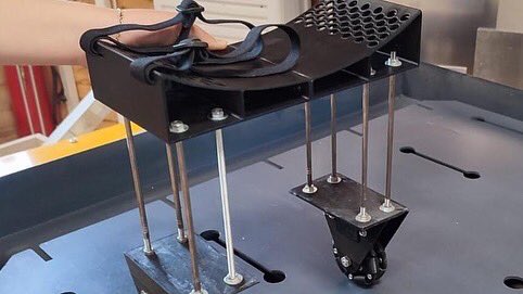 bahcesehirant's tweet photo. Darüşşafaka Eğitim Kurumları'nın  "Engelsiz Yaşam" temalı 6. 3D Yazıcı Atölyesi ve Yarışması'nda okulumuz öğretmeni Alihan Talay, öğrencilerimiz Gözde Sarak, Işık Ağar ve Tuana Çelik ampute köpekler için "Omni Protez" projelerinin sunumu ile en iyi sunum ödülünü kazandılar. https://t.co/YxhKivcZbg