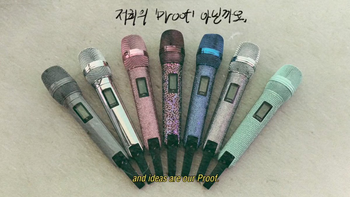 BTSNewsBrasil's tweet photo. 📸 Fotos dos in-ears e microfones do BTS no Proof Of Suga

 @BTS_twt  #Proof_of_SUGA https://t.co/2tFJ7vcThN