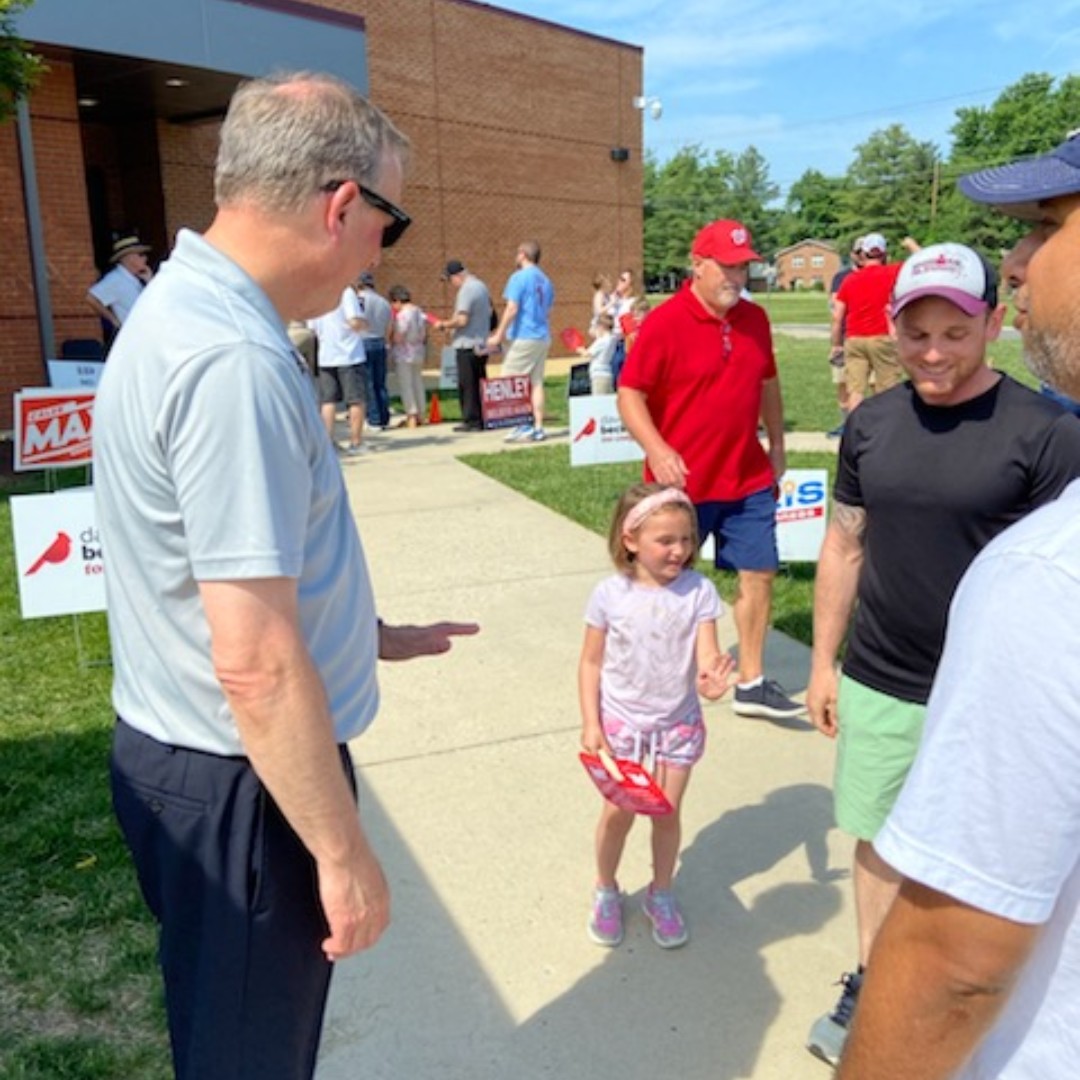 DaveB4congress's tweet photo. #VA10, it's time to VOTE FOR DAVE in the #GOP Primary!  Look for Dave at your polling place and say hi!  He's 11th on the ballot but needs your #1 vote!

Lines at some sites are long... give yourself plenty of time and stay #hydrated! https://t.co/7nnIFlOhdd
