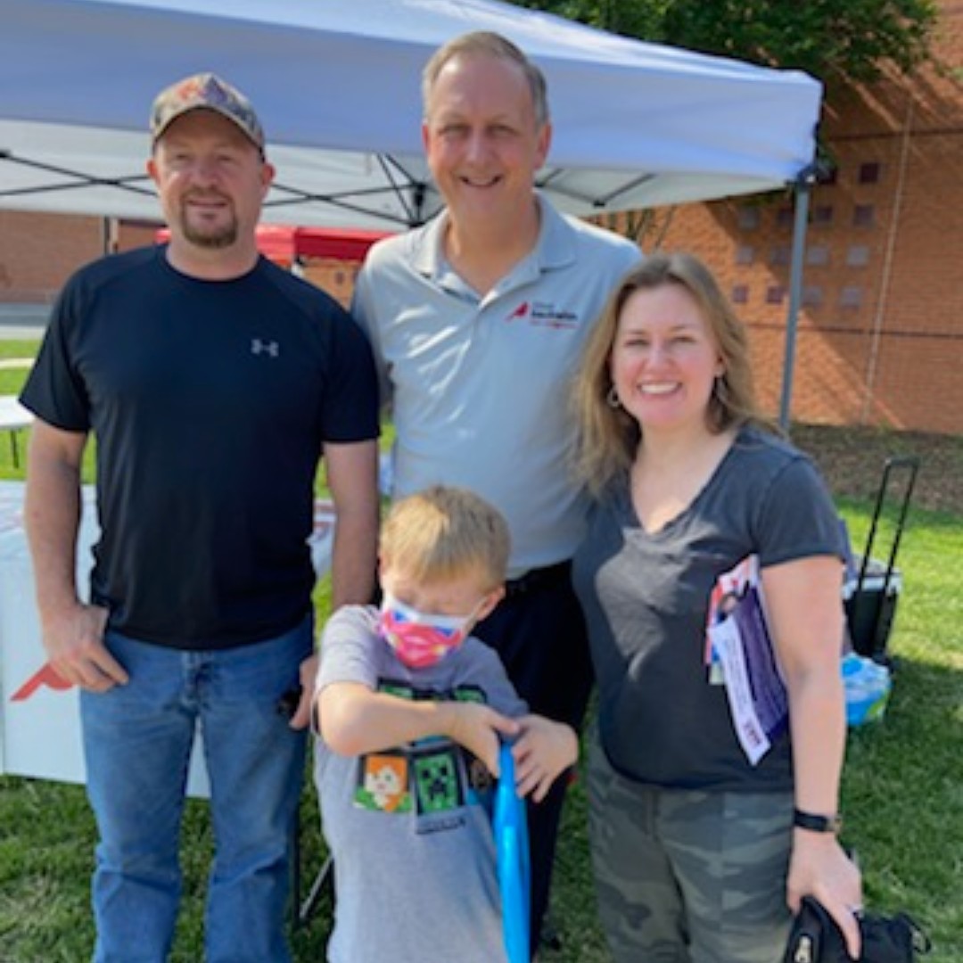 DaveB4congress's tweet photo. #VA10, it's time to VOTE FOR DAVE in the #GOP Primary!  Look for Dave at your polling place and say hi!  He's 11th on the ballot but needs your #1 vote!

Lines at some sites are long... give yourself plenty of time and stay #hydrated! https://t.co/7nnIFlOhdd