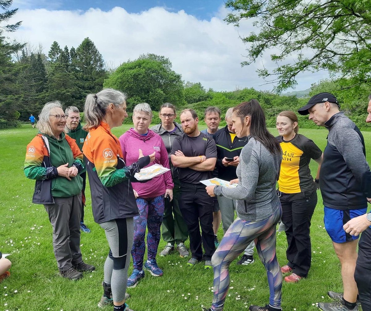 Run4AllNeath's tweet photo. Well that was fun!! We had a great time today up at Gnoll County Park learning new skills with @SwanseaBayOC 

#run4allneath #run4all #orienteering #orienteeringswanseabay #learntoorienteer #run #running #maps #mapreading #mapreadingskills #runningclub #teamphoto #gnollpark https://t.co/mbUjBLLIUf