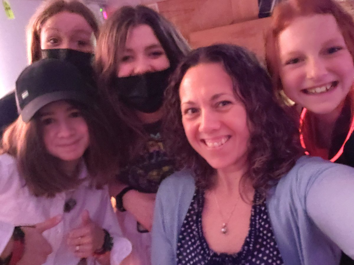 Stacey Bond tweet media