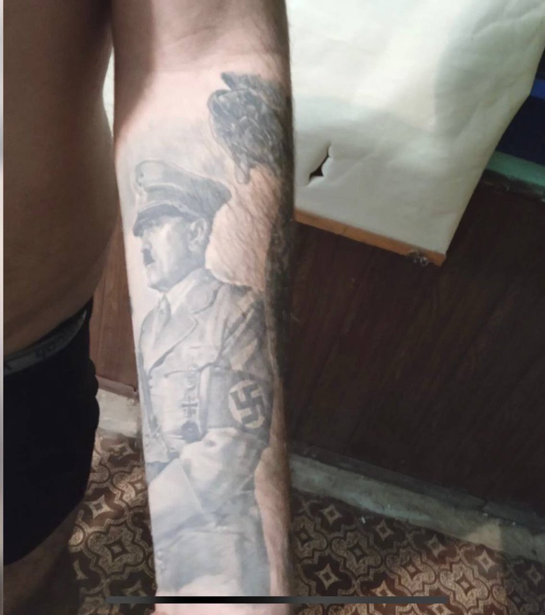 Este es el tipo de tributos que se ven entre los pseudo - héroes del "patriotismo" ucraniano.

Mientras los nazis sigan entre nosotros, solo veremos sufrimiento.

¿Qué tienen que decir desde <a href="/ONU_es/">Naciones Unidas</a>?

#UcraniaRussia #Ucraniabajofuego #UcraniaNazi #ULTIMAHORA #ULTIMOMINUTO