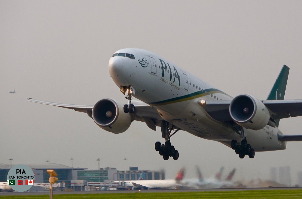 BiggestPia's tweet photo. Here Is My Picture Of A @Official_PIA Boeing 777-240(LR) AP-BGY Departing @TorontoPearson As #pk798

#pia #piatoronto #torontopearson #pakistan #pakistantoronto #piapakistan #apbgy #aviation #AvGeek #Toronto #lahore #aviationlovers #sunset https://t.co/4bDUtzkhGA