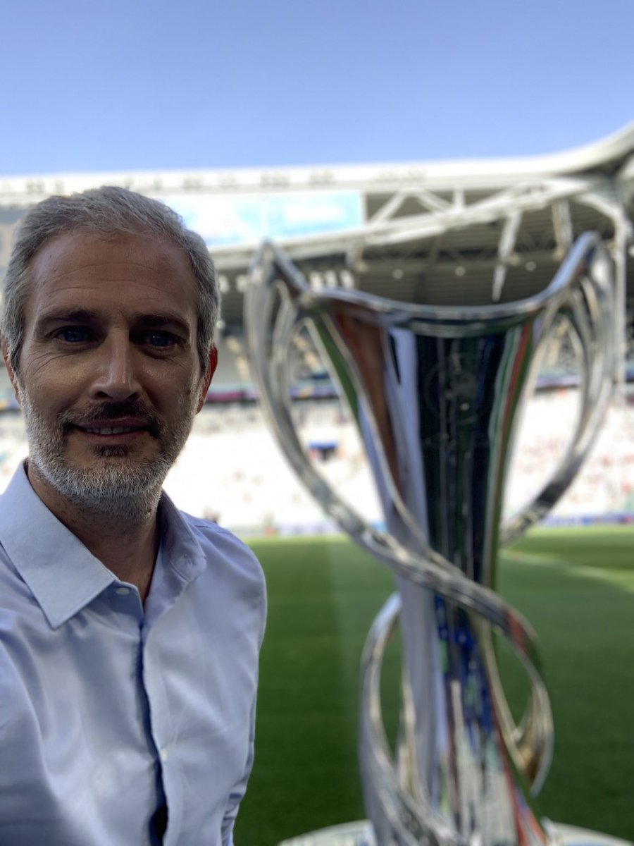RomBalland's tweet photo. On la ramène à la maison ?
@UWCL 🏆 🇫🇷
#OLBAR @OLfeminin @FFF https://t.co/89naKTNIDo