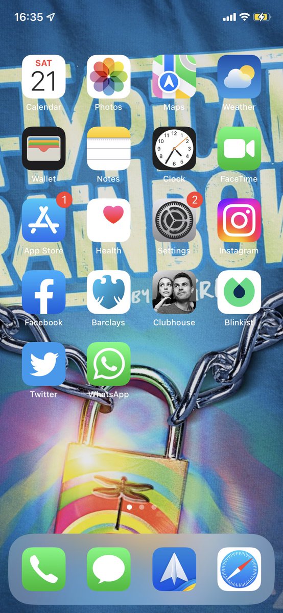 Love my background <a href="/ATRainbowLDN/">A-Typical Rainbow</a> 💜🌈