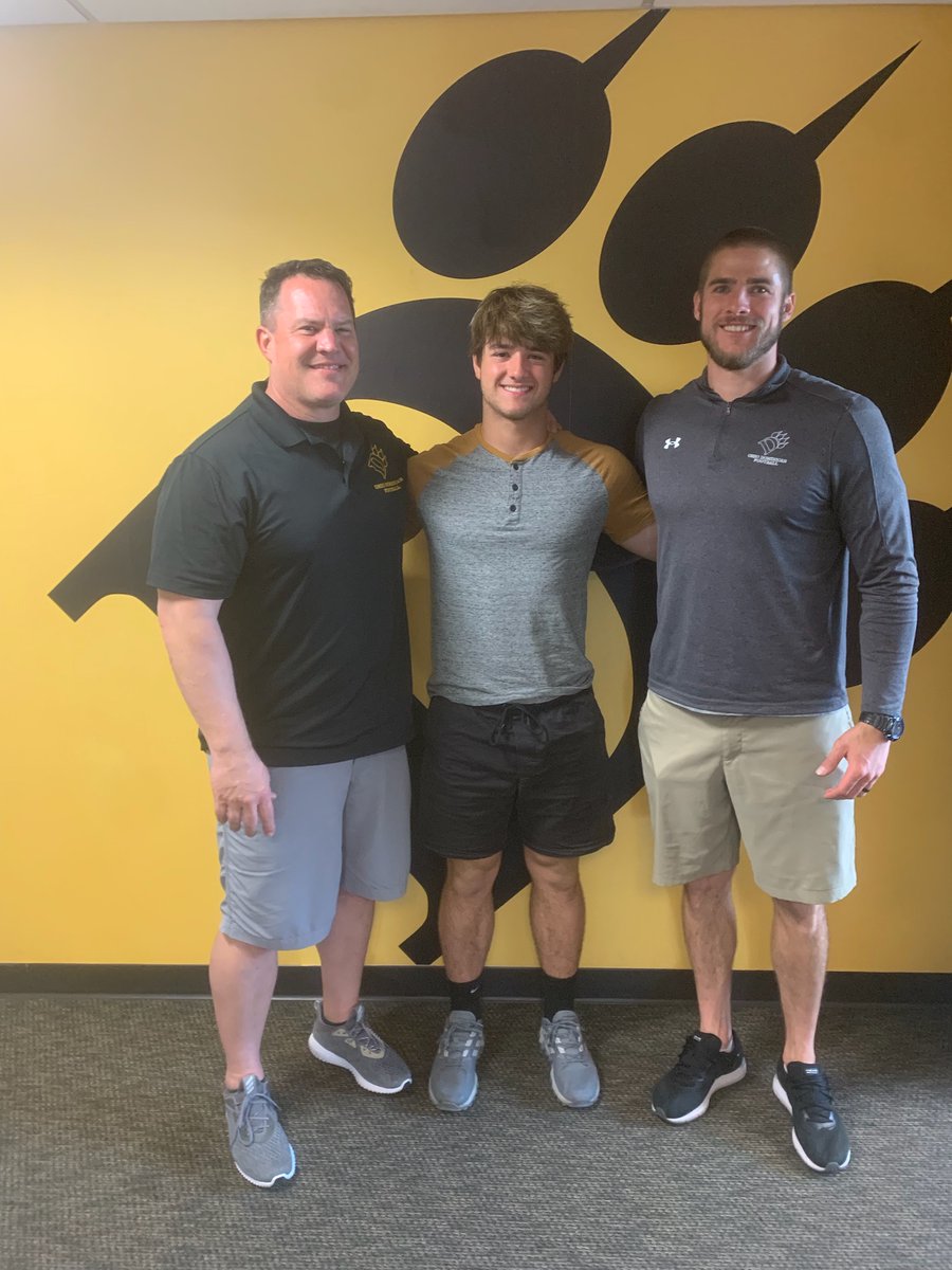 Thank you <a href="/OhioDominicanFB/">Ohio Dominican Football</a> for making me feel at home yesterday. I had a great visit. <a href="/CoachTVoss/">Trent Voss</a> @CoachPearson2x and Coach Cummings.