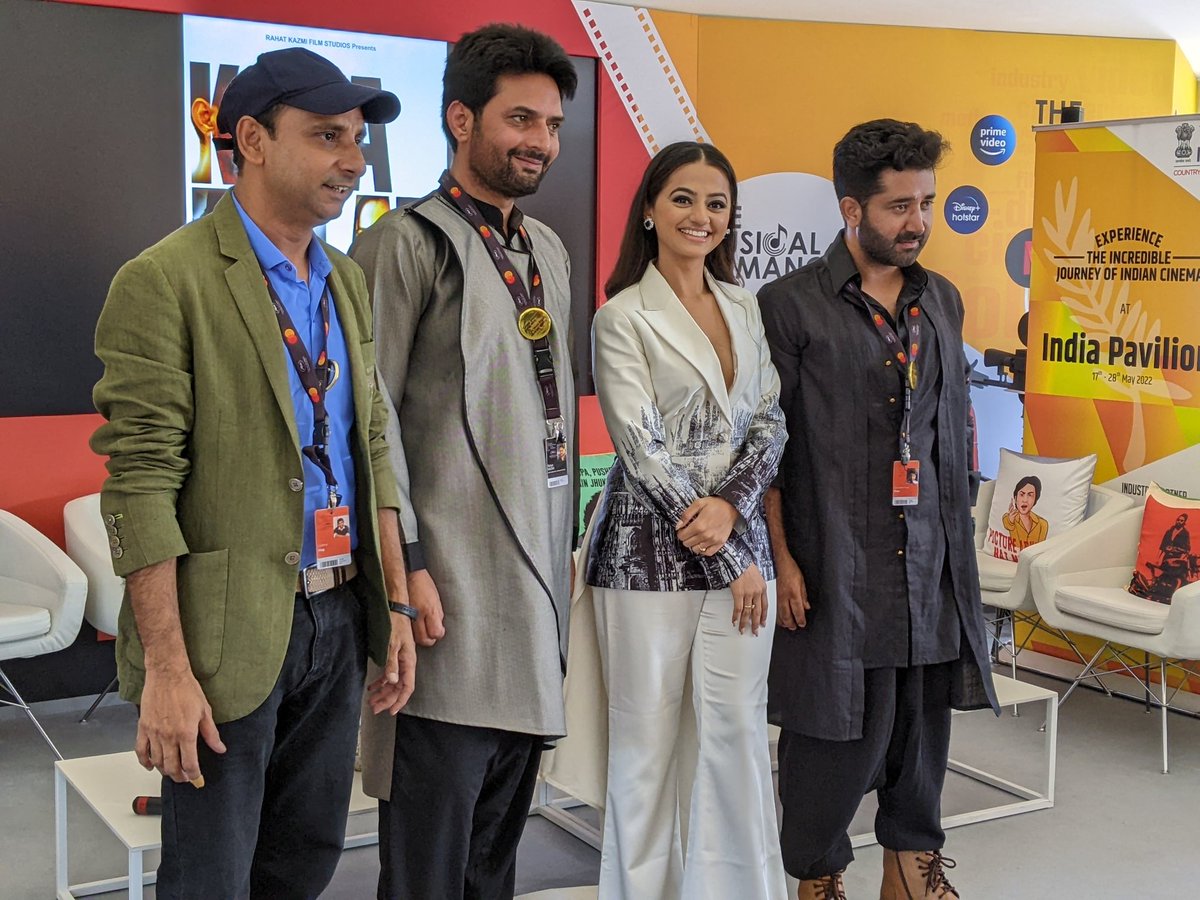 Just launched <a href="/Hellyshah20/">Helly Shah Official</a> (c)  here with film #KayaPalat #Cannes2022 #IndiaatCannes with director <a href="/Rahatkazmifilms/">Rahhat Shah Kazmi</a>
on left.