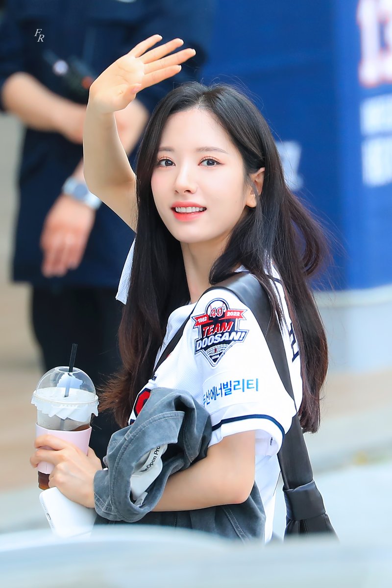 FR_0819's tweet photo. 220521 #우주소녀 #WJSN #보나 #BONA https://t.co/POnok55P3x