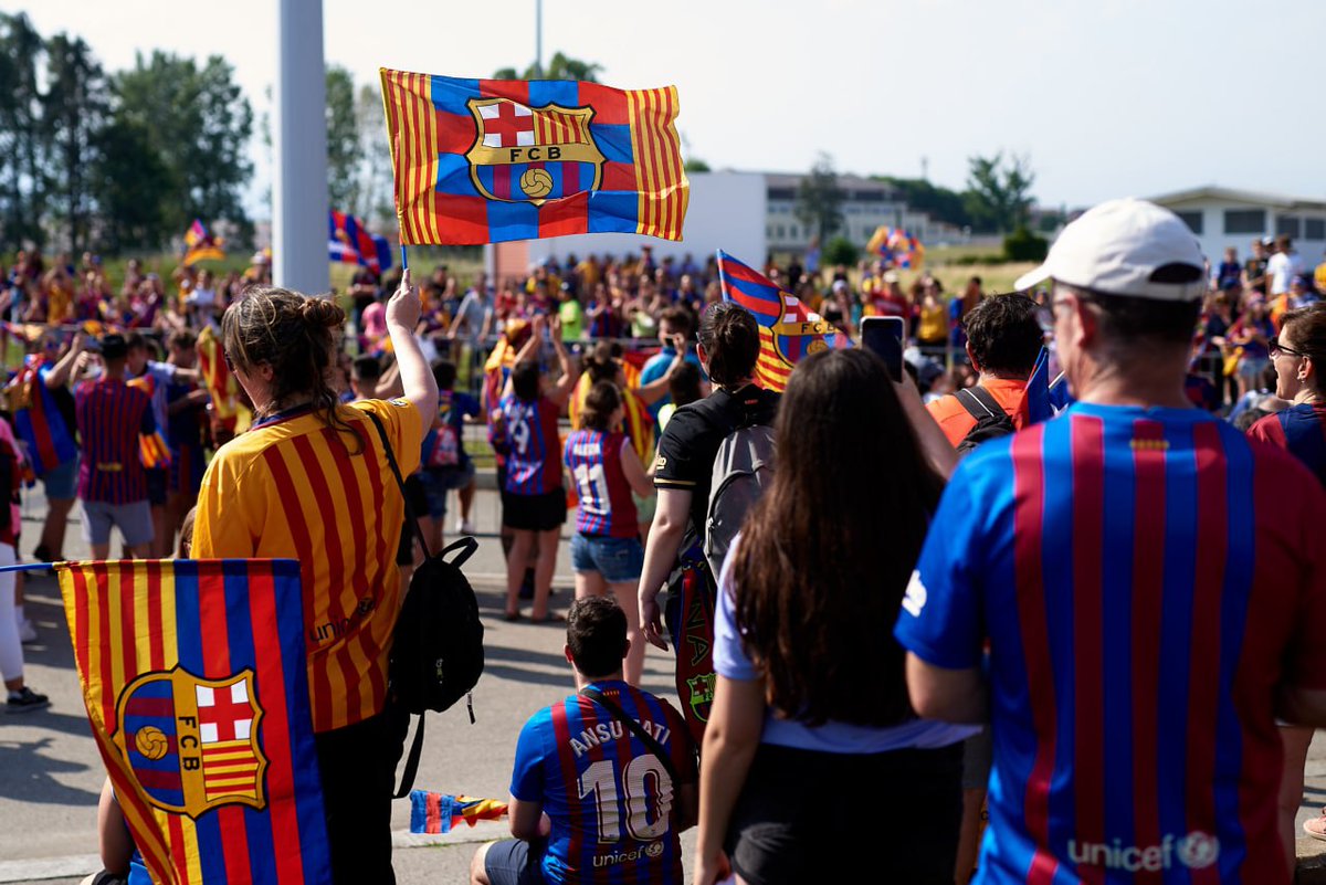 FCBfemeni's tweet photo. 𝙊𝙝 𝙡𝙚 𝙡𝙚 
𝙊𝙝 𝙡𝙖 𝙡𝙖 
𝙎𝙚𝙧 𝙙𝙚𝙡 𝘽𝙖𝙧𝙘̧𝙖 𝙚́𝙨
𝙀𝙡 𝙢𝙞𝙡𝙡𝙤𝙧 𝙦𝙪𝙚 𝙝𝙞 𝙝𝙖
 
💙❤ https://t.co/44a4h2MuBB