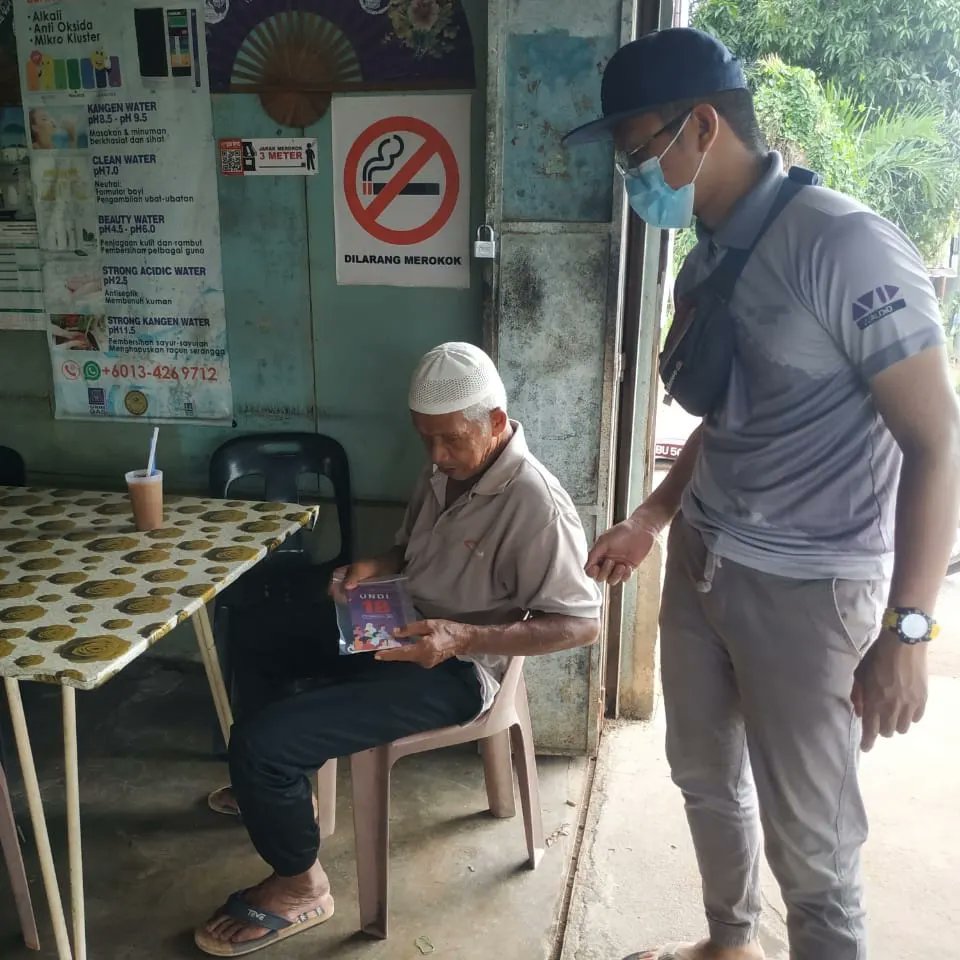 PusatRakyat's tweet photo. PROGRAM INFO ON WHEELS (IOW)
PEJABAT PENERANGAN DAERAH PENDANG

AKTIVITI :
1. Hebahan Langkah Pencegahan Covid-19 
2. Hebahan Panduan Pengurusan Kendiri Covid-19
3. Hebahan Peralihan Pandemik Kepada Endemik &amp; Rentas Negeri
4. Hebahan Pencegahan Denggi Negeri Kedah https://t.co/gVwlE7LZBt
