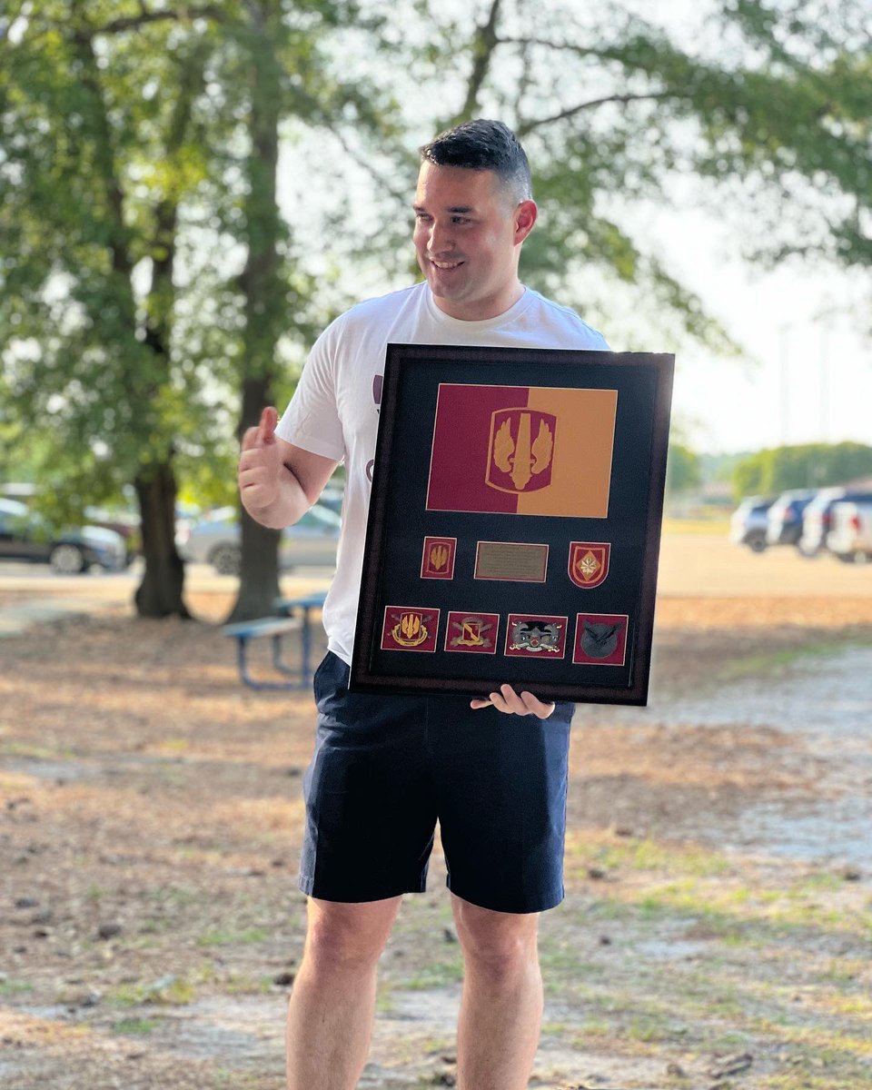 18thfabcdr's tweet photo. HHB Brigade’s Hail &amp; Farewell last night!

Had to farewell various members of our staff; you all will definitely be missed in the brigade, but I have no doubt you will succeed in your follow-on assignments whether here on Ft. Bragg or elsewhere. 
@18th_FA_BDE https://t.co/KAaf9UbiBm