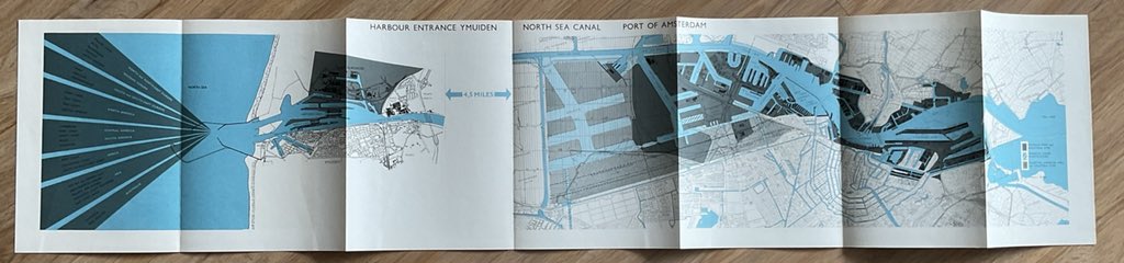 akd_art's tweet photo. And yes, with the impressive 135x28cm map of the Amsterdam port. #carthography https://t.co/3WgxqTFp9E