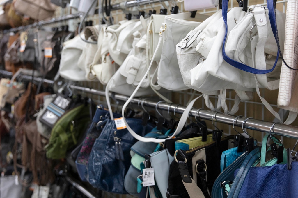 BecomingLessPod's tweet photo. Thrift stores are a great place to find unique, second-hand items. But do your research if you're dropping stuff off. The truth is, even then, a whopping 84 percent of our clothing ends up in landfills and incinerators, according to the EPA. 

#thrift #thrifting #secondhand https://t.co/9zWIHqxVq4