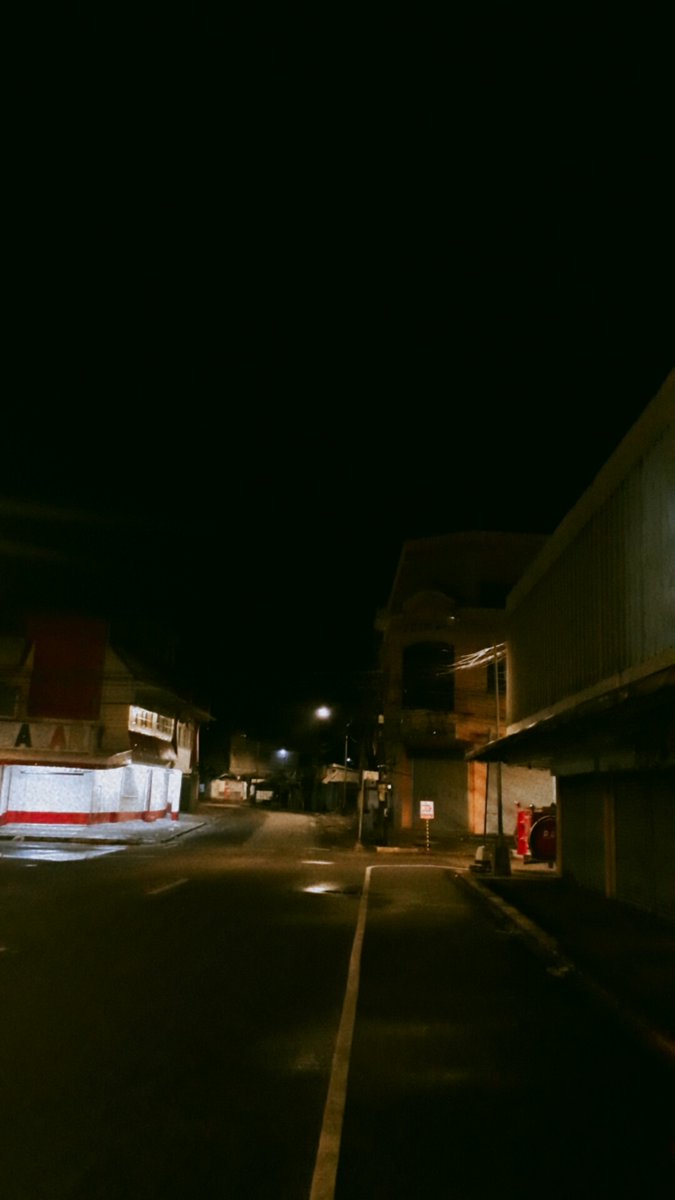 ChubbyBot01's tweet photo. Caldeo st. Anyone? https://t.co/VHclk4SZxF