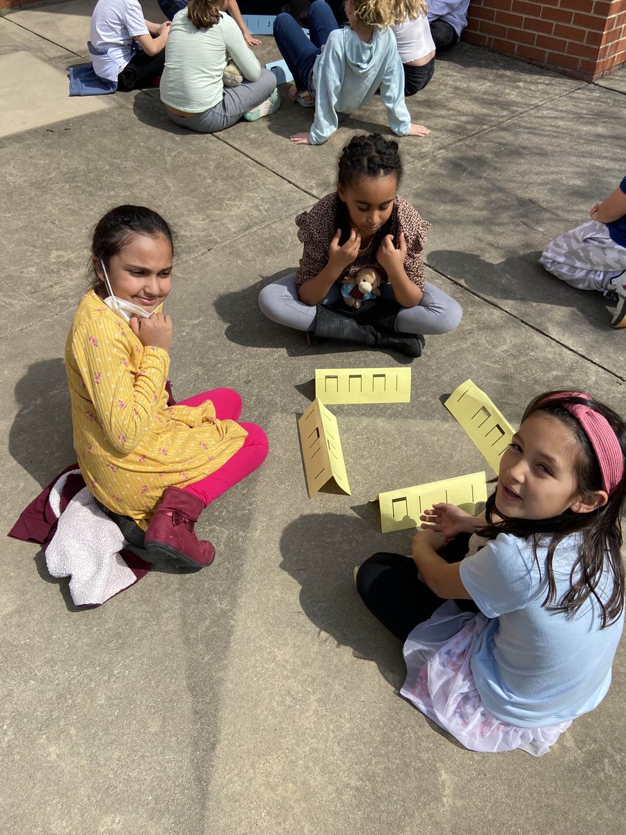 KensingtonESNC's tweet photo. Mrs. Smith’s 3rd graders took advantage of a sunny day to practice quarter rests outside. ☀️🎶
#OutsideTheClassroom #KESKnights #KESTogether #MusicMatters
@AGHoulihan @UCPSNC https://t.co/dJoGbdyS6Q